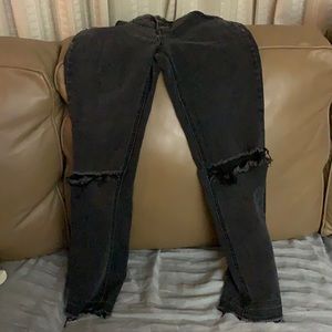 Black Ripped Jeans!